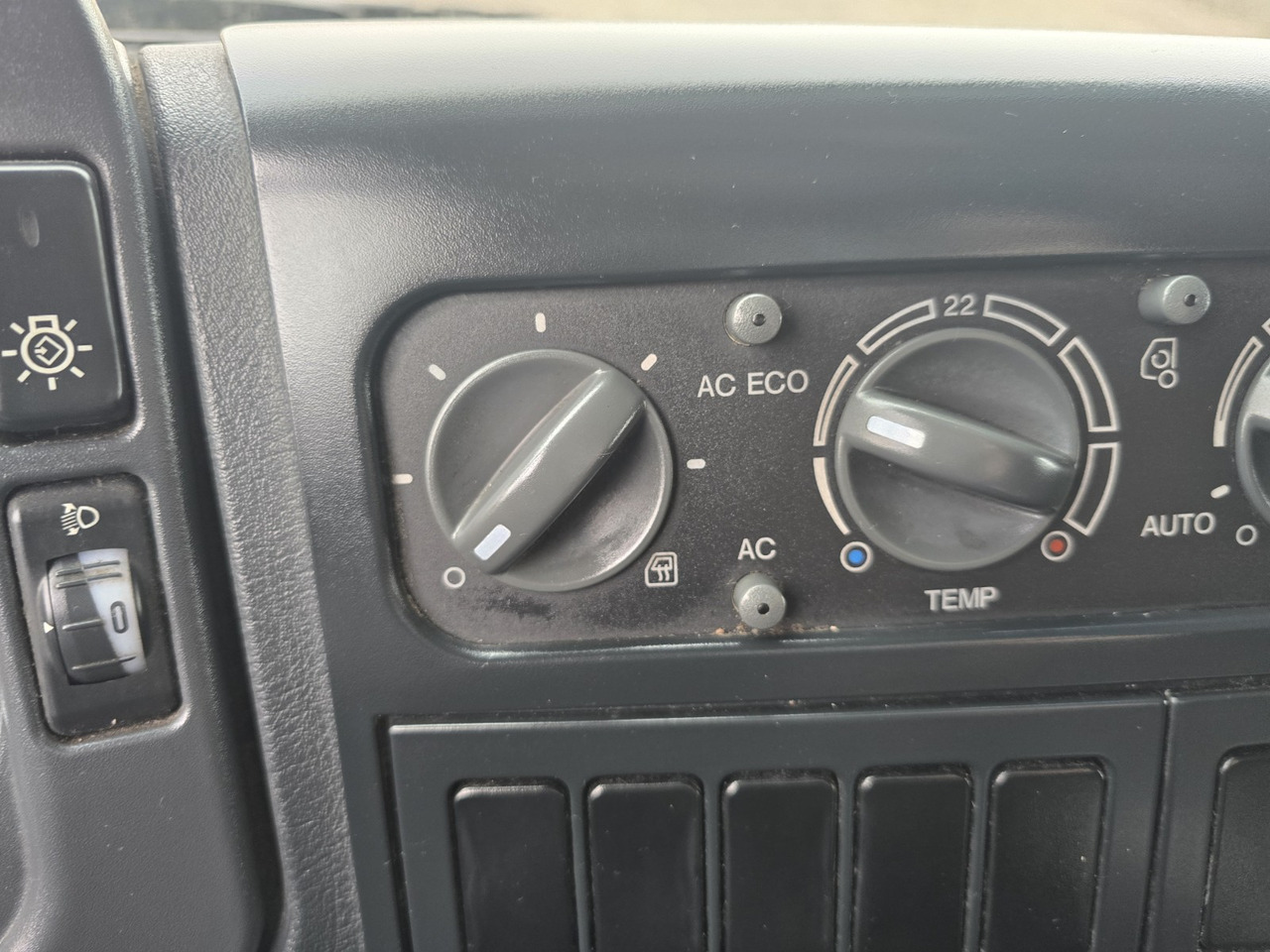 Camião de lona MAN TGL 12.250: foto 14