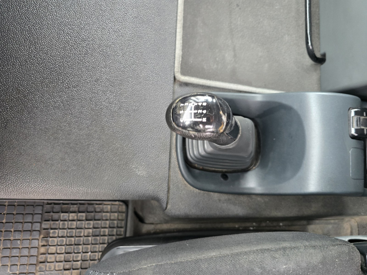 Camião de lona MAN TGL 12.250: foto 16