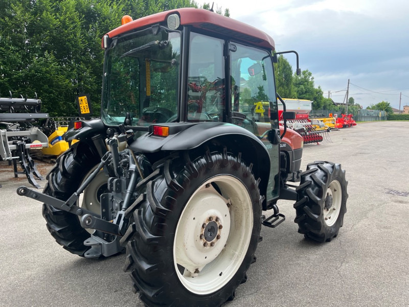 New Holland TN 55 D - Trator: foto 5 New Holland TN 55 D - Trator: foto 5