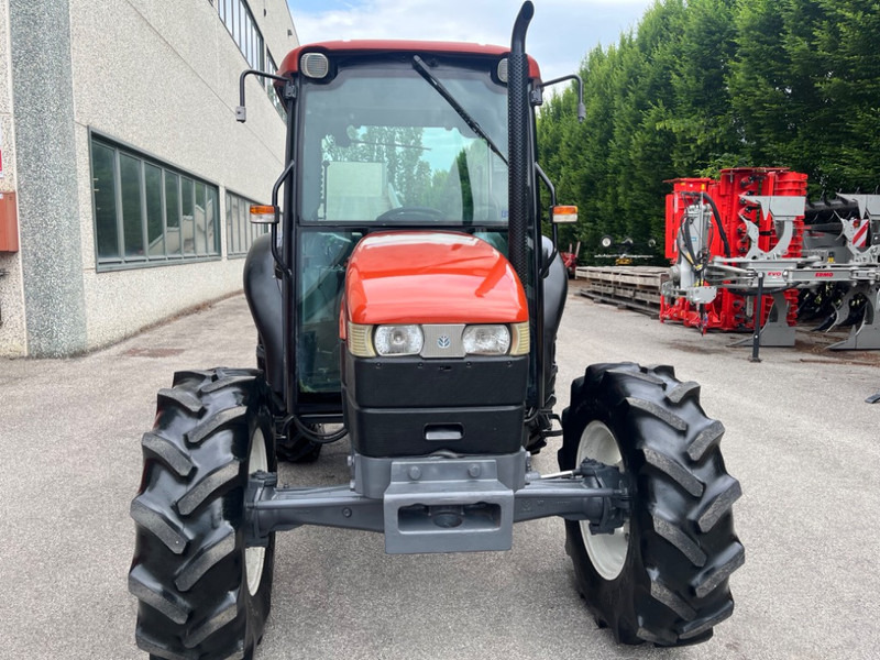 New Holland TN 55 D - Trator: foto 2 New Holland TN 55 D - Trator: foto 2