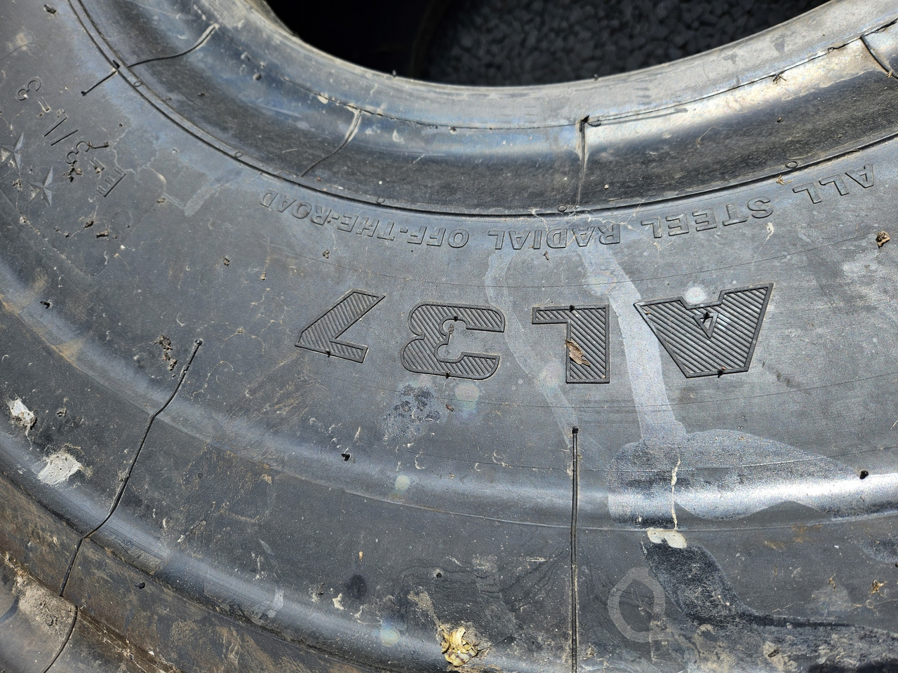 Aeolus AL37 26.5R25 - Pneu para Pá carregadora de rodas: foto 3 Aeolus AL37 26.5R25 - Pneu para Pá carregadora de rodas: foto 3