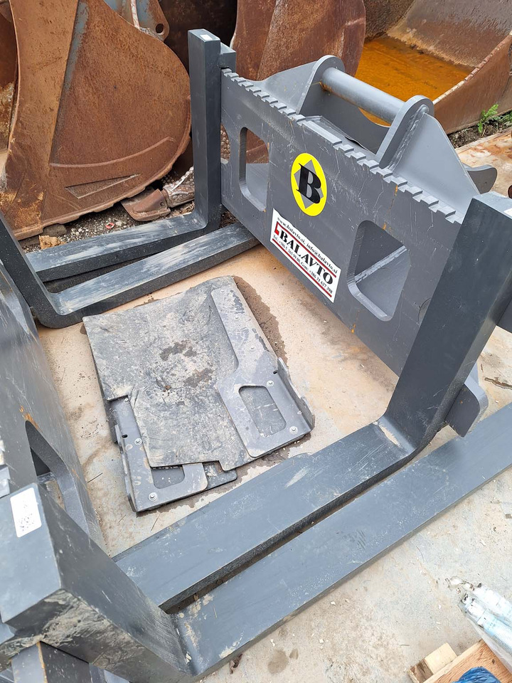 BALAVTO pallet forks 1500 mm - Garfos: foto 2 BALAVTO pallet forks 1500 mm - Garfos: foto 2