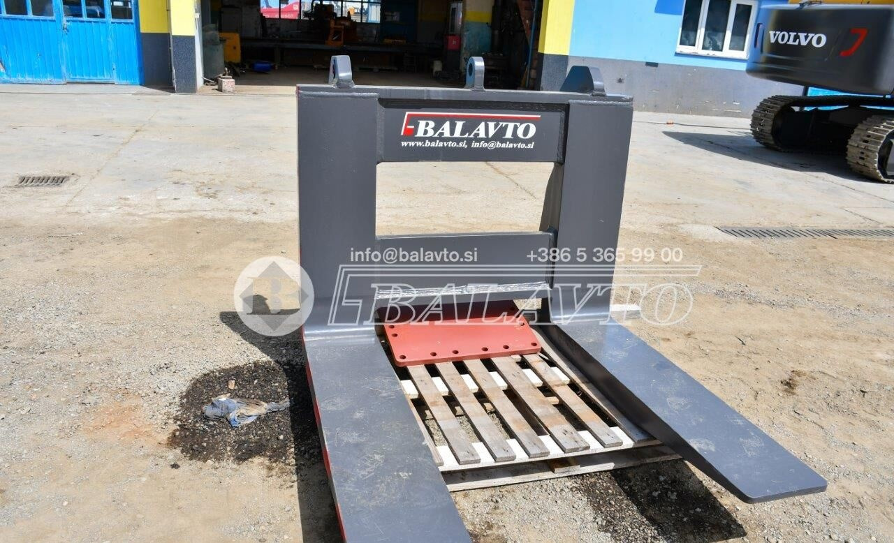 Balavto Block handling forks for Volvo L220 and L180 - Garfos: foto 2 Balavto Block handling forks for Volvo L220 and L180 - Garfos: foto 2