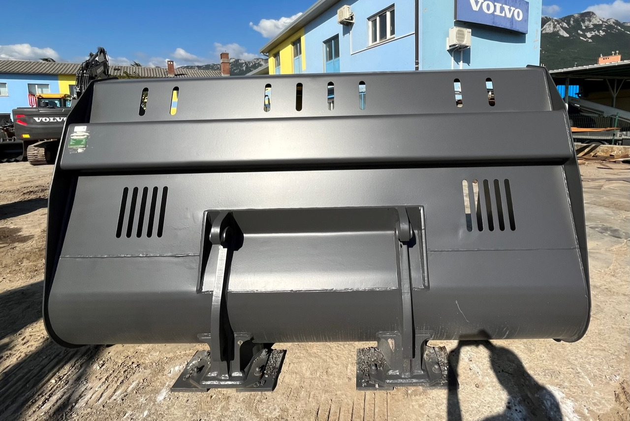 Balavto Loader bucket 3000 mm - Balde carregador: foto 4 Balavto Loader bucket 3000 mm - Balde carregador: foto 4