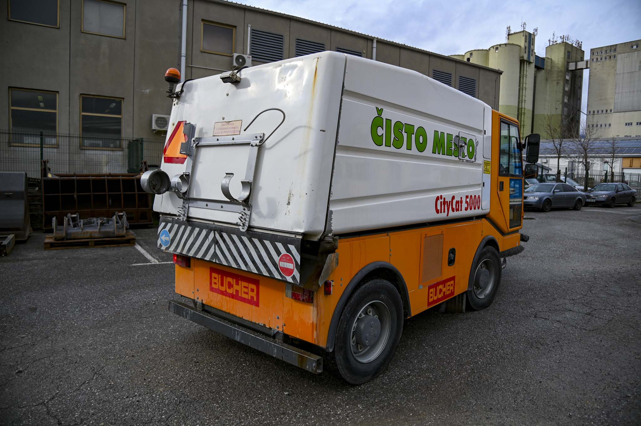 Locação financeira de Bucher Schorling CC 5000 City Cat Bucher Schorling CC 5000 City Cat: foto 8