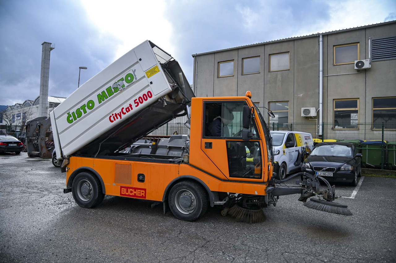 Locação financeira de Bucher Schorling CC 5000 City Cat Bucher Schorling CC 5000 City Cat: foto 19