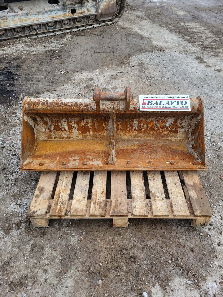Ditch cleaning bucket 1400 mm VTN for 8-11 ton excavators - Balde escavadora para Máquina de construção: foto 1 Ditch cleaning bucket 1400 mm VTN for 8-11 ton excavators - Balde escavadora para Máquina de construção: foto 1