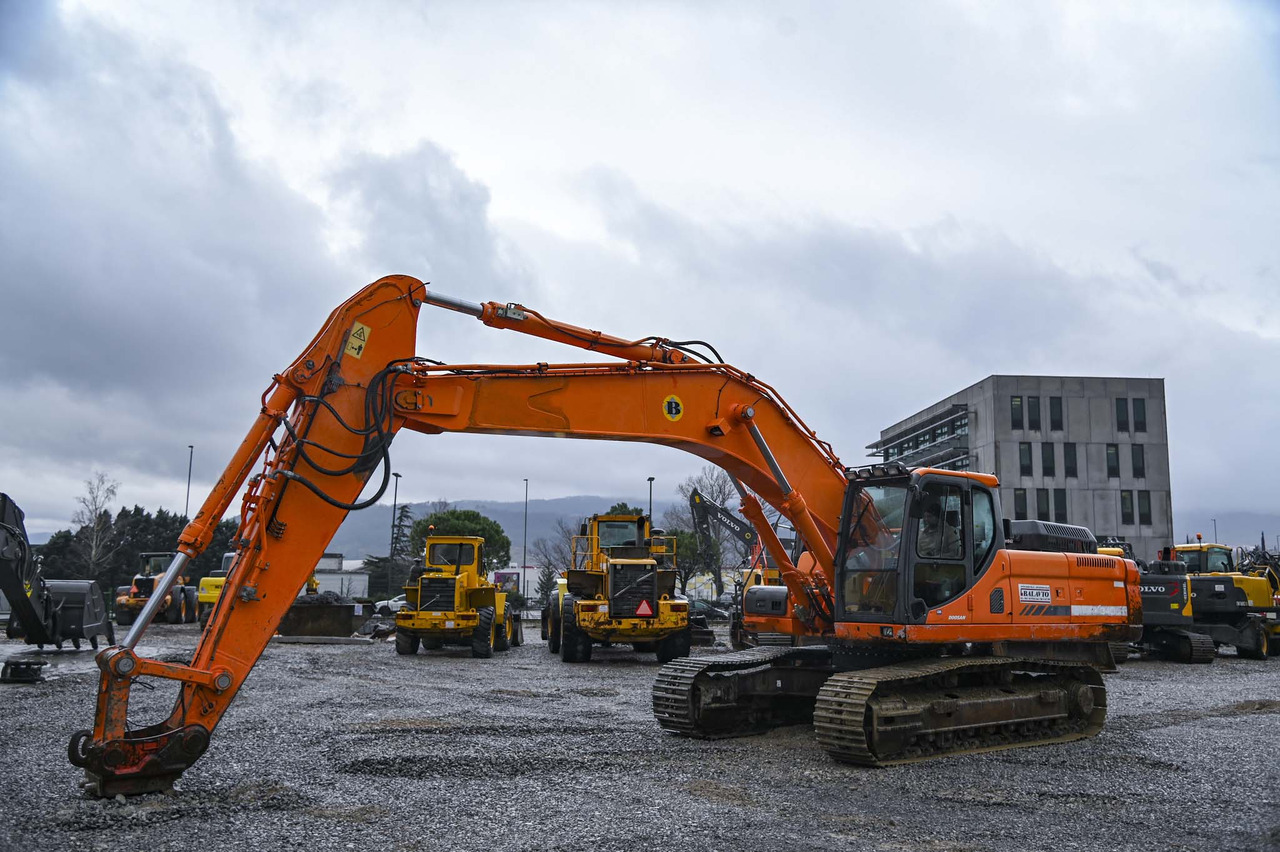 Doosan DX340LC - Escavadora de rastos: foto 2 Doosan DX340LC - Escavadora de rastos: foto 2