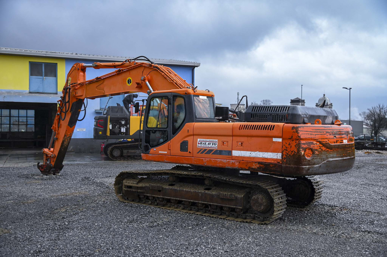 Doosan DX340LC - Escavadora de rastos: foto 4 Doosan DX340LC - Escavadora de rastos: foto 4