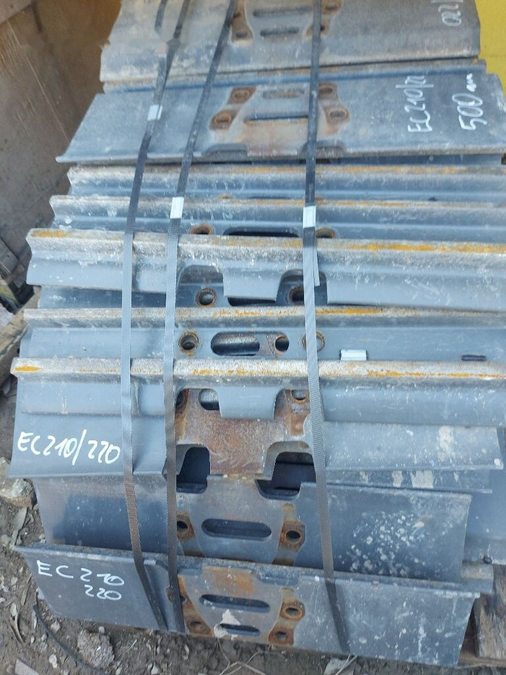 Grouser pads 600 mm Daewoo-Doosan DX225 NLC, Daewoo-Doosan Solar 220, Daewoo-Doosan Solar 225, Hitachi ZX180 LC, Hitachi ZX240, Hyundai HX180 HIGH WALKER, Komatsu PC150 LC, Komatsu PC160, Komatsu PC - Rasto para Escavadeira: foto 3 Grouser pads 600 mm Daewoo-Doosan DX225 NLC, Daewoo-Doosan Solar 220, Daewoo-Doosan Solar 225, Hitachi ZX180 LC, Hitachi ZX240, Hyundai HX180 HIGH WALKER, Komatsu PC150 LC, Komatsu PC160, Komatsu PC - Rasto para Escavadeira: foto 3