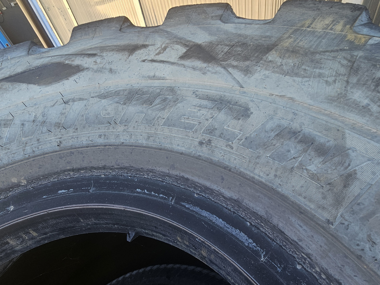 MICHELIN XMINE D2, 35/65R33 - Pneu para Pá carregadora de rodas: foto 2 MICHELIN XMINE D2, 35/65R33 - Pneu para Pá carregadora de rodas: foto 2