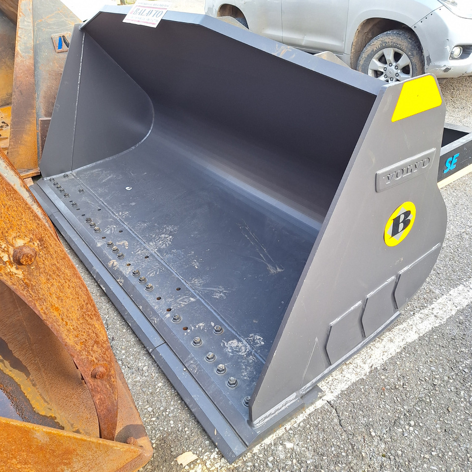 VOLVO 2880 mm for 18-22 ton wheel loaders - Balde carregador para Máquina de construção: foto 1 VOLVO 2880 mm for 18-22 ton wheel loaders - Balde carregador para Máquina de construção: foto 1