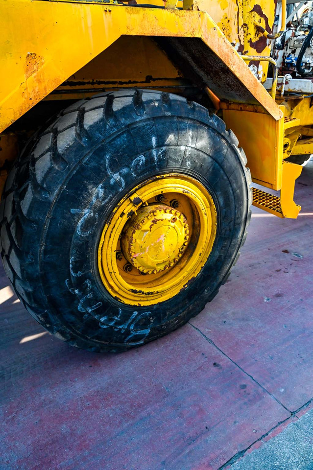 Camião betoneira VOLVO A25C 6X6: foto 21