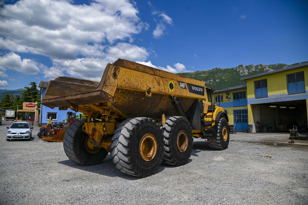 Caminhão articulado VOLVO A40F: foto 9