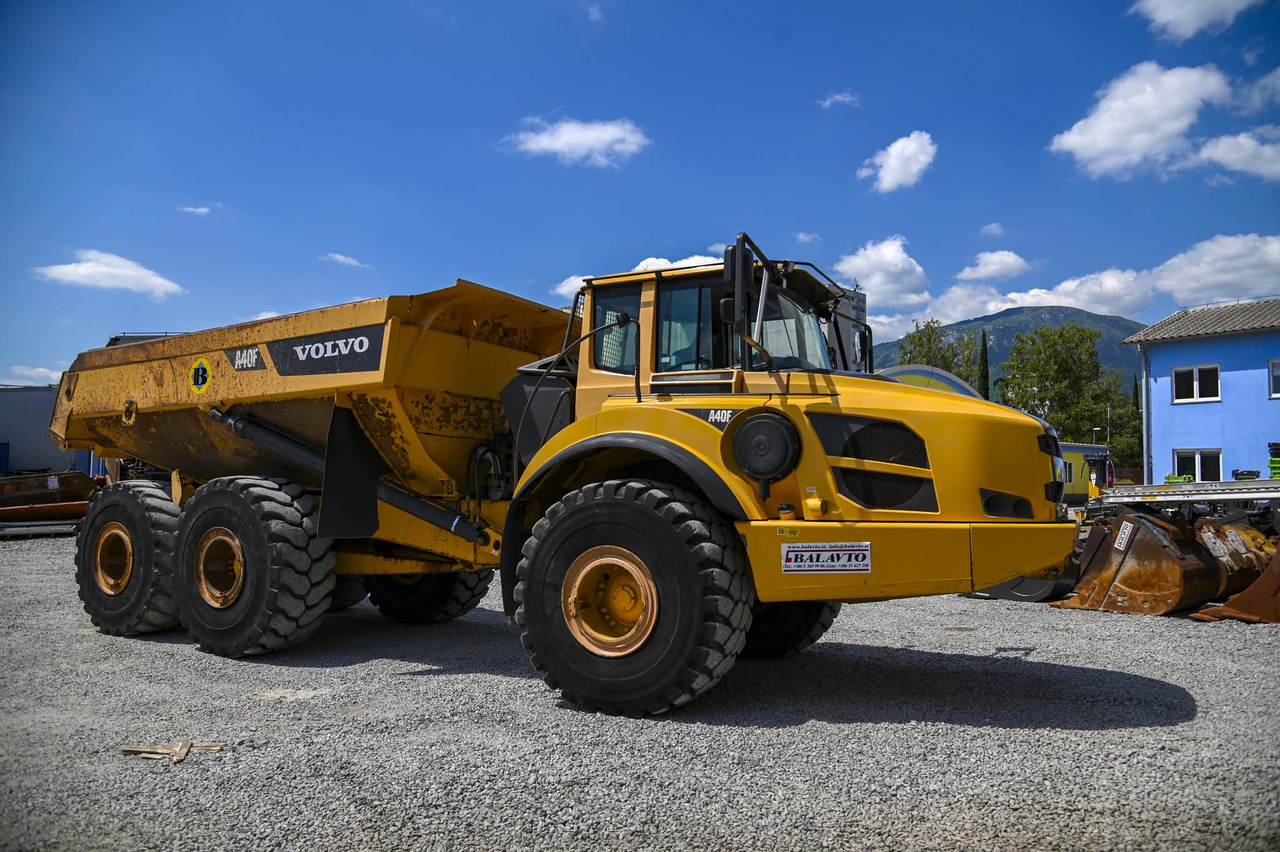 Caminhão articulado VOLVO A40F: foto 14