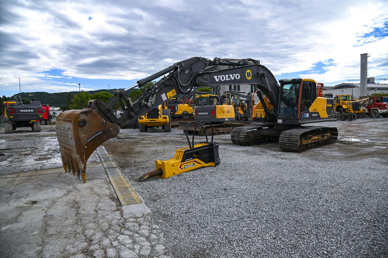 VOLVO EC220EL - Escavadora de rastos: foto 2 VOLVO EC220EL - Escavadora de rastos: foto 2