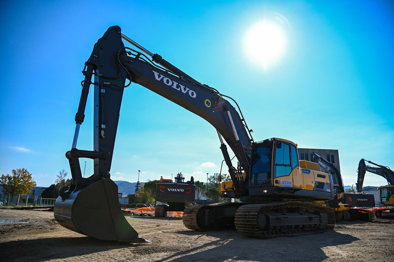 VOLVO EC350DL - Escavadora de rastos: foto 1 VOLVO EC350DL - Escavadora de rastos: foto 1