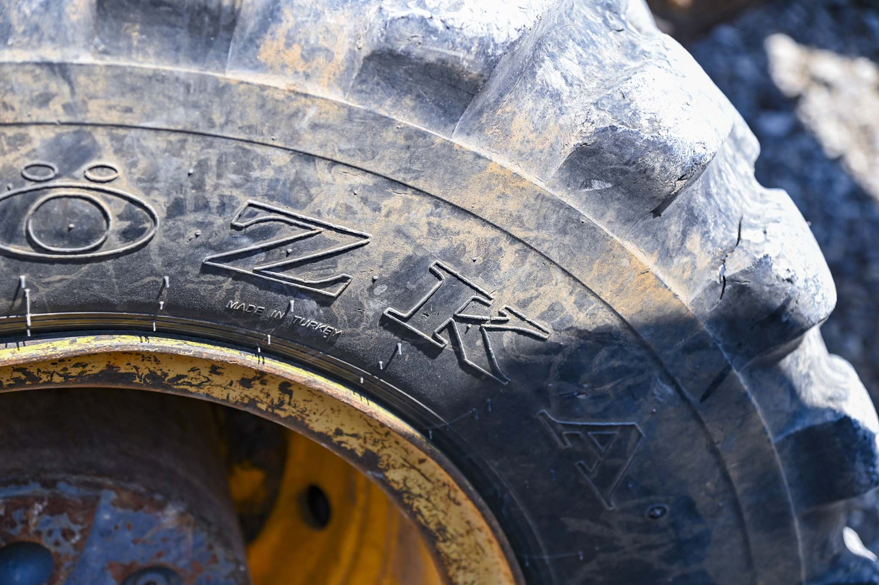 Escavadeira de rodas VOLVO EW180B: foto 33 Escavadeira de rodas VOLVO EW180B: foto 33