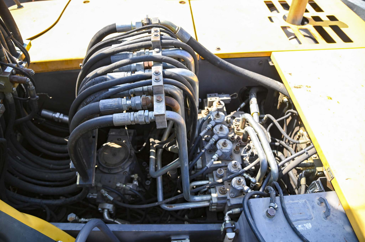 Escavadeira de rodas VOLVO EW180B: foto 20 Escavadeira de rodas VOLVO EW180B: foto 20