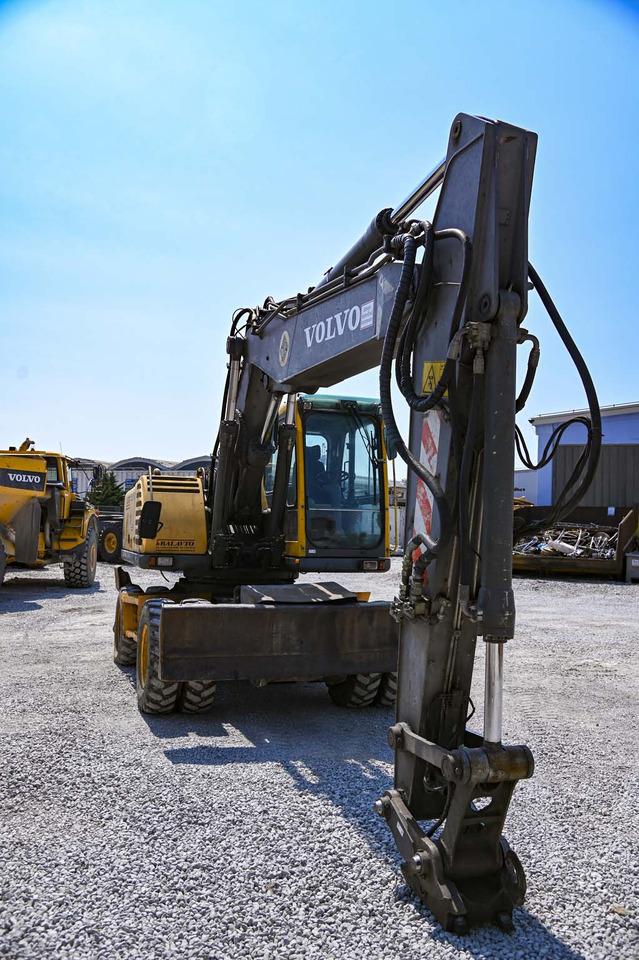 Escavadeira de rodas VOLVO EW180B: foto 8 Escavadeira de rodas VOLVO EW180B: foto 8