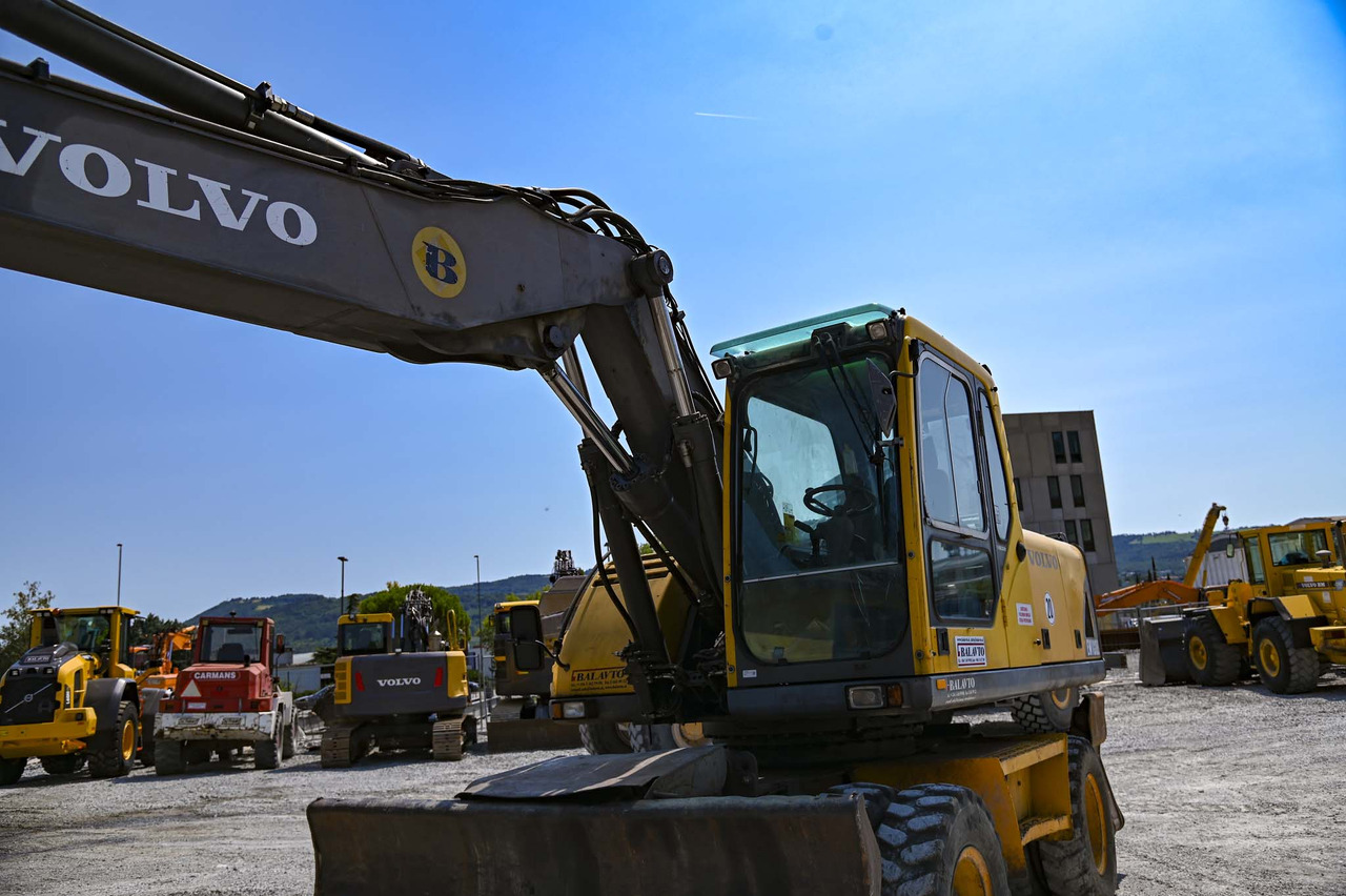 Escavadeira de rodas VOLVO EW180B: foto 17 Escavadeira de rodas VOLVO EW180B: foto 17