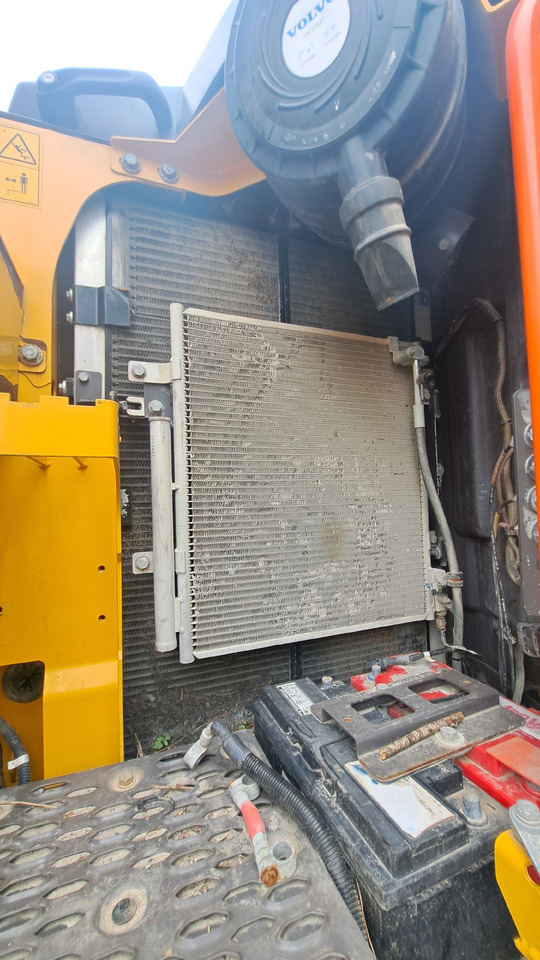 VOLVO EWR150E - Escavadeira de rodas: foto 2 VOLVO EWR150E - Escavadeira de rodas: foto 2