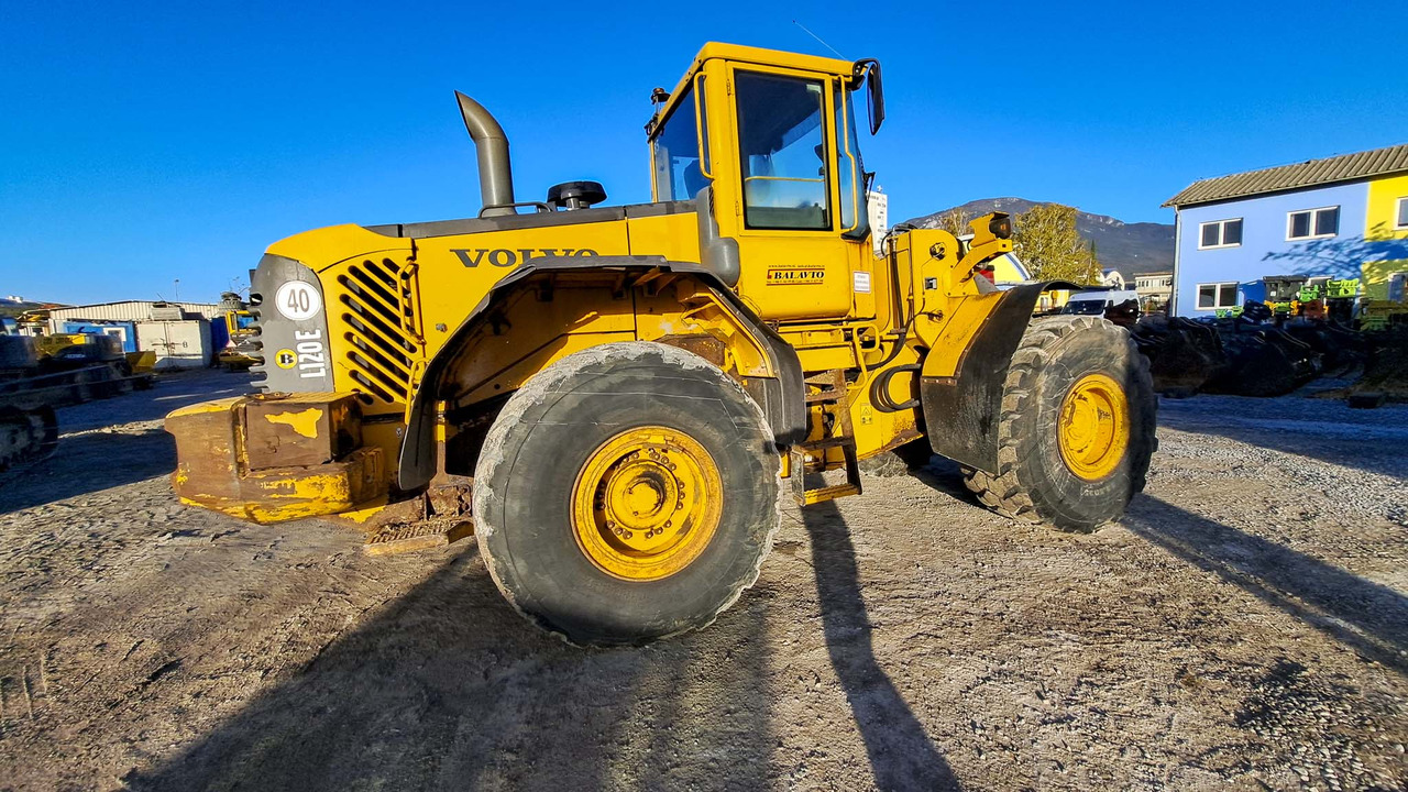 VOLVO L120E - Pá carregadora de rodas: foto 5 VOLVO L120E - Pá carregadora de rodas: foto 5