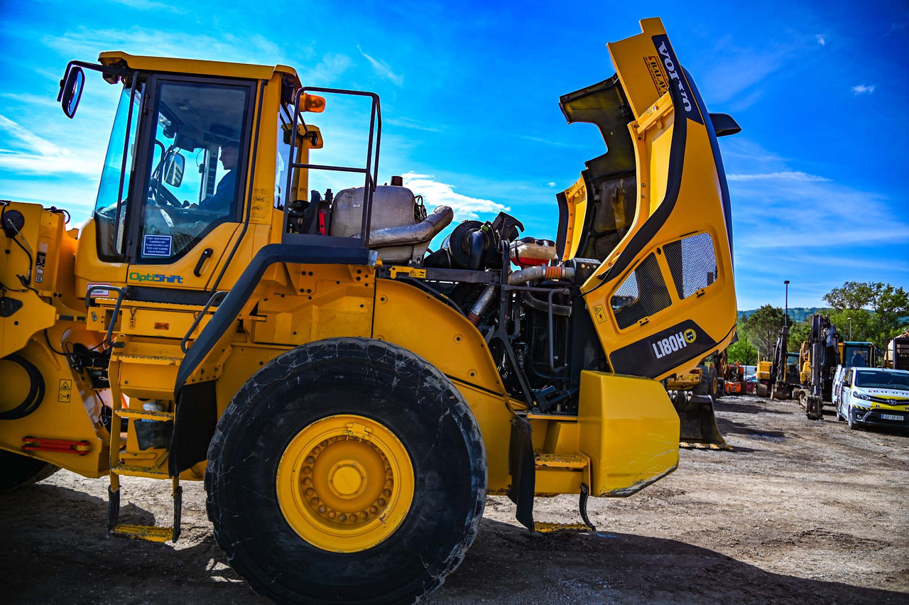 Pá carregadora de rodas VOLVO L180H: foto 40