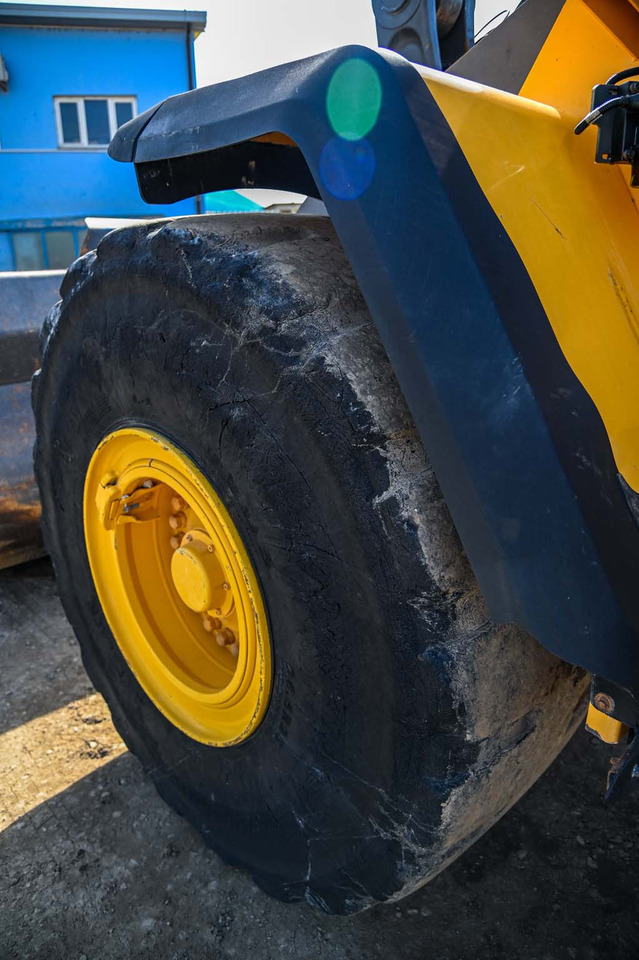 Pá carregadora de rodas VOLVO L180H: foto 29