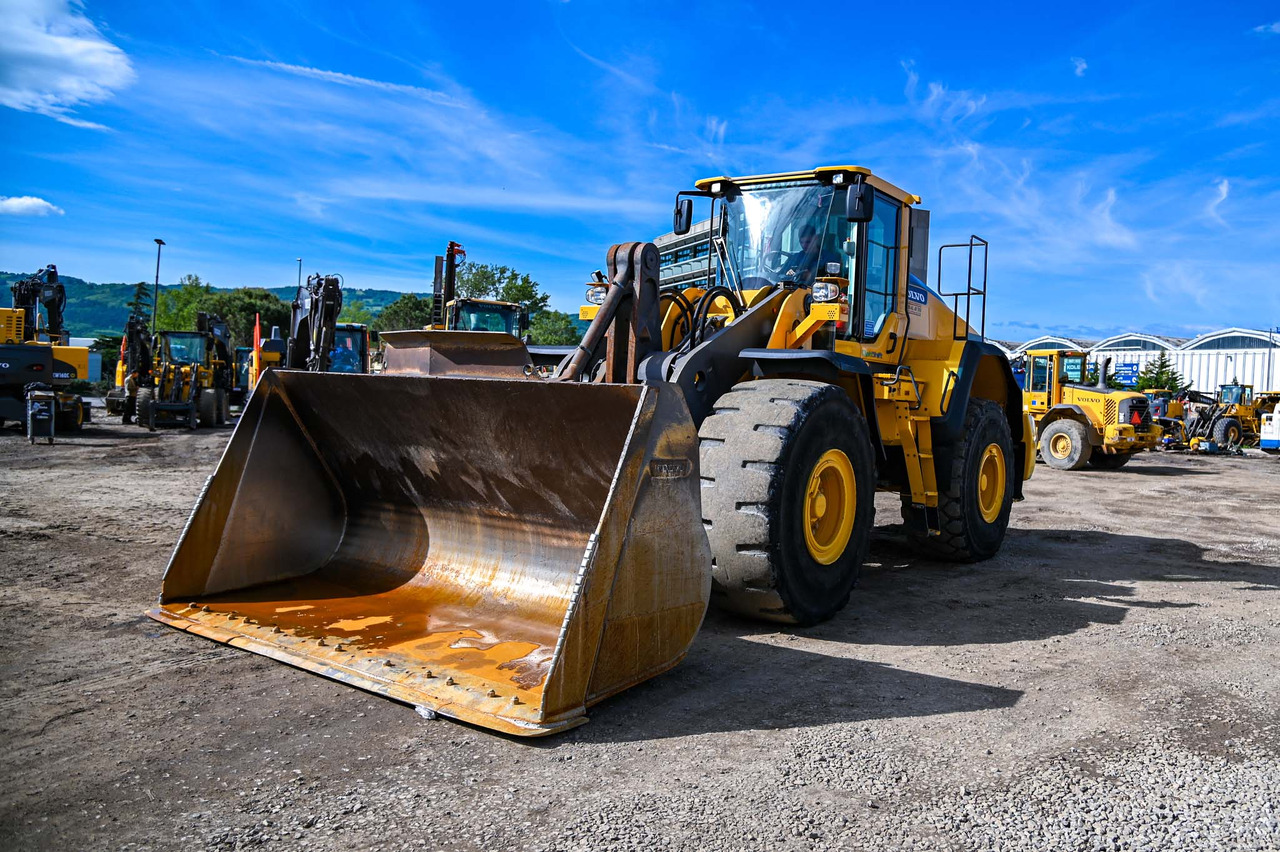 Pá carregadora de rodas VOLVO L180H: foto 13