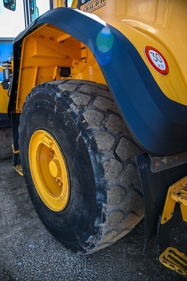 Pá carregadora de rodas VOLVO L180H: foto 27