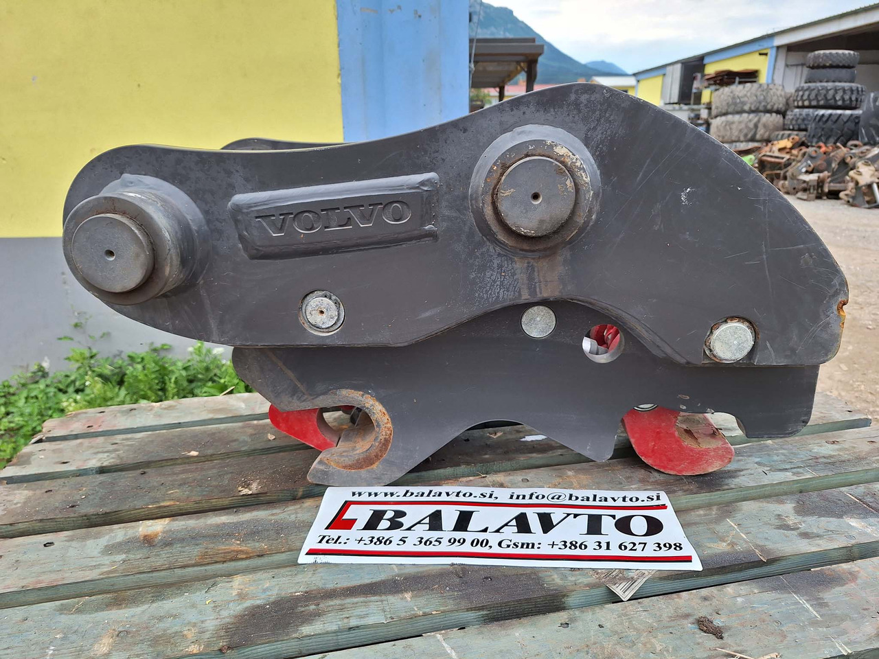 Volvo 14736062 Volvo EC140, ECR145, EW140 - Acoplamento rápido para Máquina de construção: foto 1 Volvo 14736062 Volvo EC140, ECR145, EW140 - Acoplamento rápido para Máquina de construção: foto 1