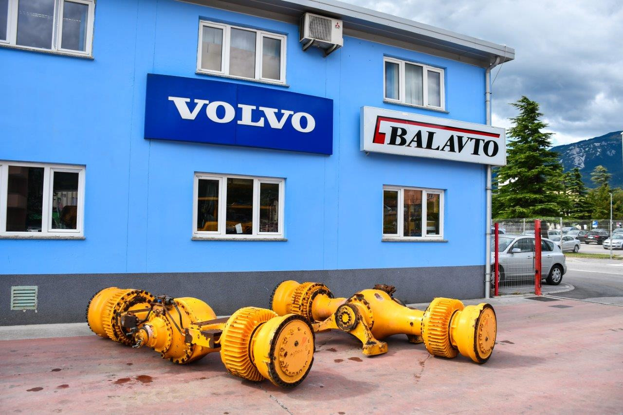 Volvo L350F - Eixo e peças para Pá carregadora de rodas: foto 3 Volvo L350F - Eixo e peças para Pá carregadora de rodas: foto 3