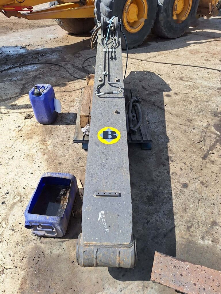 Volvo dipper arm 2500 mm Volvo EC220ENL - Lança para Escavadeira: foto 5 Volvo dipper arm 2500 mm Volvo EC220ENL - Lança para Escavadeira: foto 5