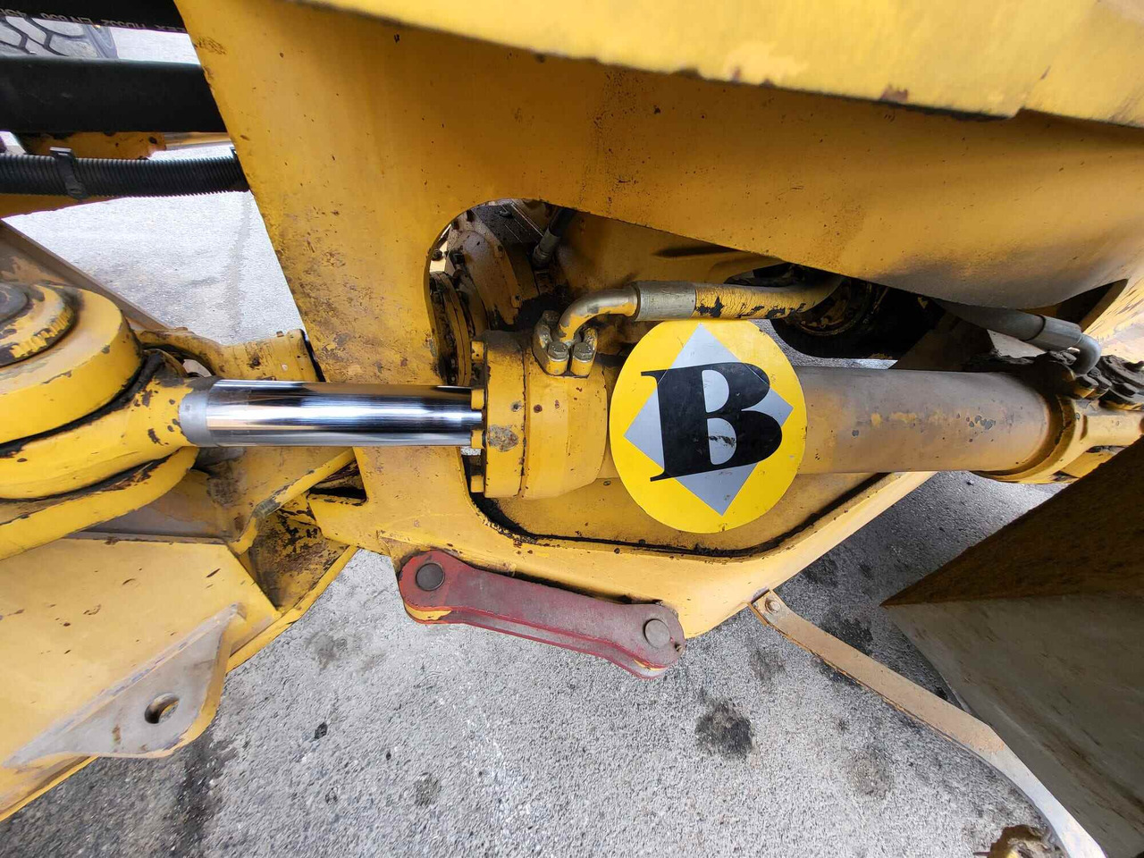 Volvo hydraulic cylinder - Cilindro hidráulico para Pá carregadora: foto 5 Volvo hydraulic cylinder - Cilindro hidráulico para Pá carregadora: foto 5