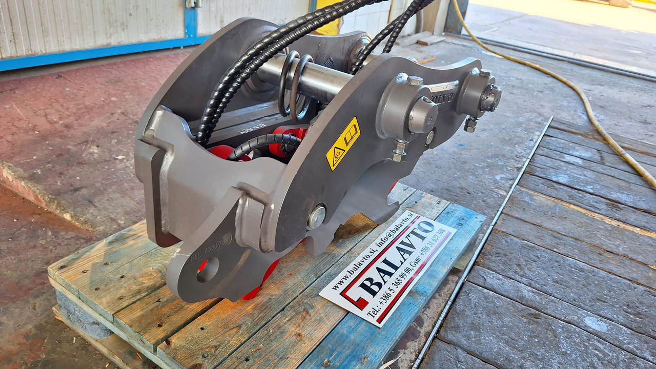 Volvo hydraulic quick coupler UNI65 - Acoplamento rápido para Escavadeira: foto 3 Volvo hydraulic quick coupler UNI65 - Acoplamento rápido para Escavadeira: foto 3