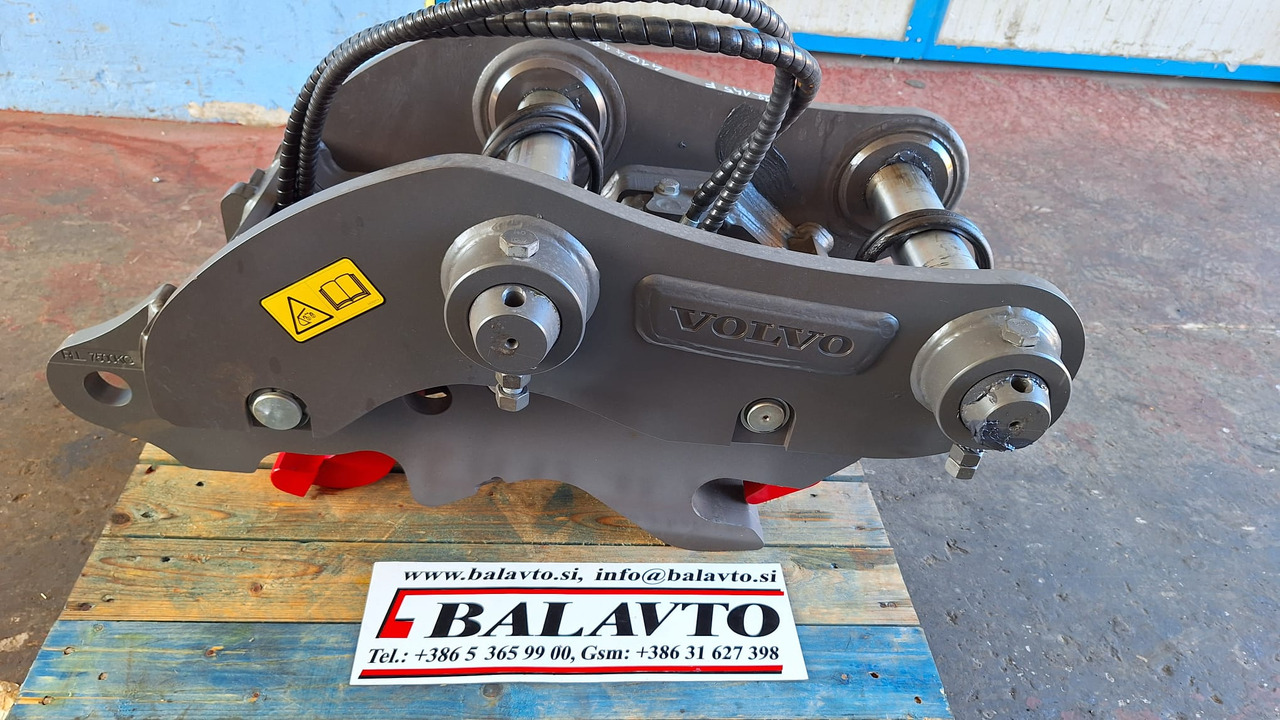 Volvo hydraulic quick coupler UNI65 - Acoplamento rápido para Escavadeira: foto 2 Volvo hydraulic quick coupler UNI65 - Acoplamento rápido para Escavadeira: foto 2