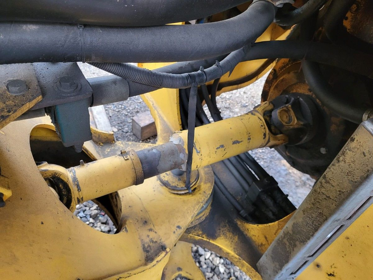 Volvo propeller shaft - Veio de transmissão para Pá carregadora: foto 2 Volvo propeller shaft - Veio de transmissão para Pá carregadora: foto 2