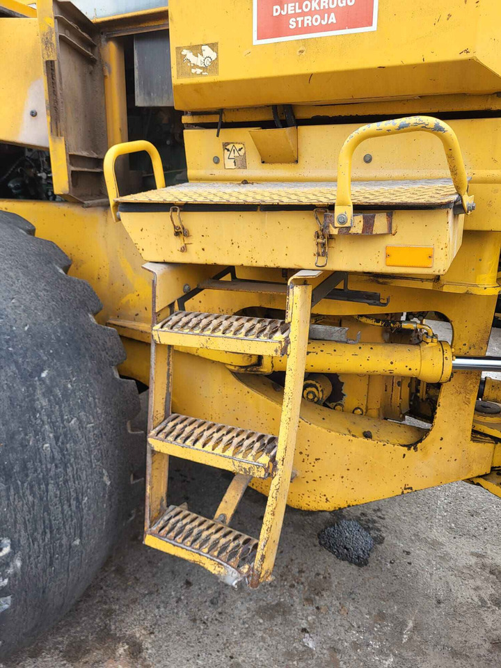 Volvo steps - Estribo para Pá carregadora: foto 5 Volvo steps - Estribo para Pá carregadora: foto 5