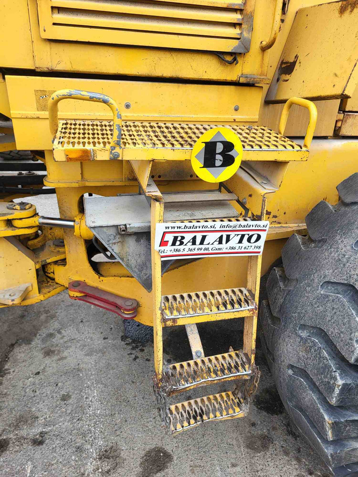 Volvo steps - Estribo para Pá carregadora: foto 2 Volvo steps - Estribo para Pá carregadora: foto 2