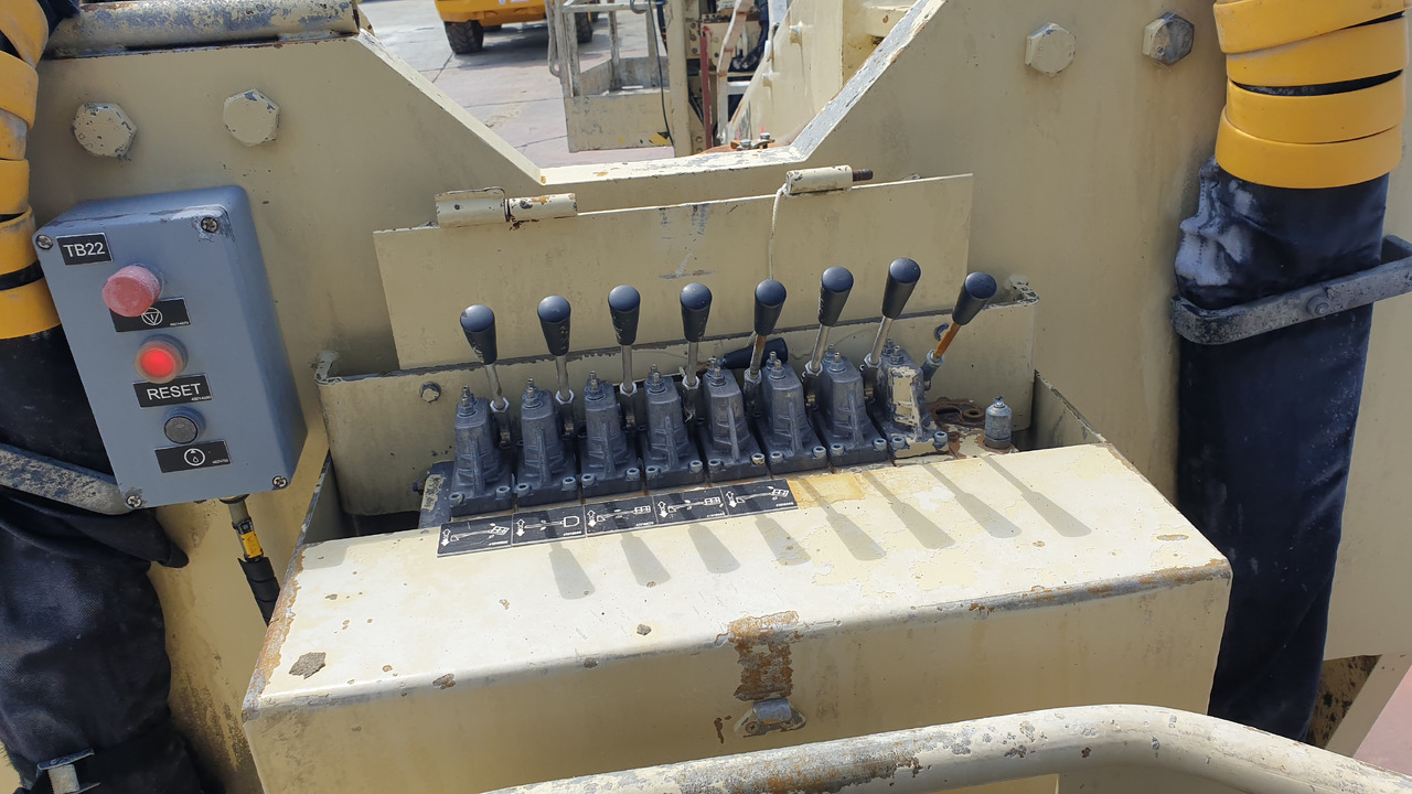 Máquina de mineração normet Himec 9905 BT: foto 8