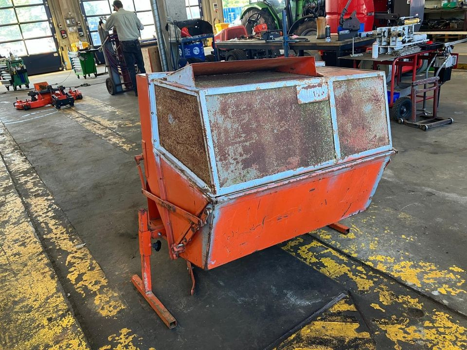 Mähwerk 1,35m mit Absaugung für Kubota B1550 - Peça de reposição: foto 5 Mähwerk 1,35m mit Absaugung für Kubota B1550 - Peça de reposição: foto 5