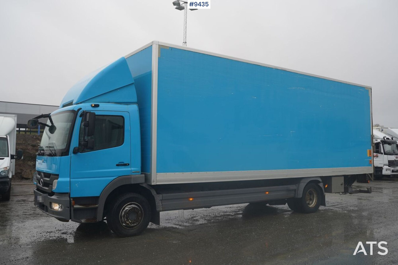 Box truck Mercedes Benz ATEGO (See Video) - Camião furgão: foto 1 Box truck Mercedes Benz ATEGO (See Video) - Camião furgão: foto 1
