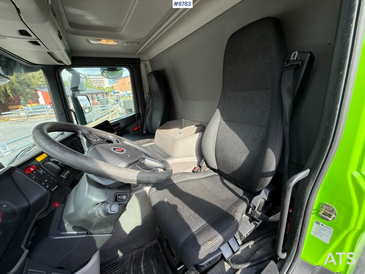 Box truck Scania P280 gas-powered - Camião furgão: foto 5 Box truck Scania P280 gas-powered - Camião furgão: foto 5