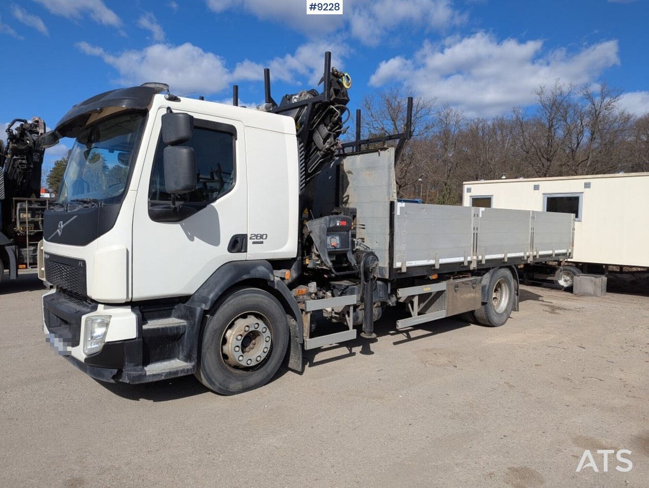 Crane Truck Volvo FL 280 4X2 with HIAB XS 144 E-5 crane (SEE VIDEO) - Camião grua: foto 1 Crane Truck Volvo FL 280 4X2 with HIAB XS 144 E-5 crane (SEE VIDEO) - Camião grua: foto 1