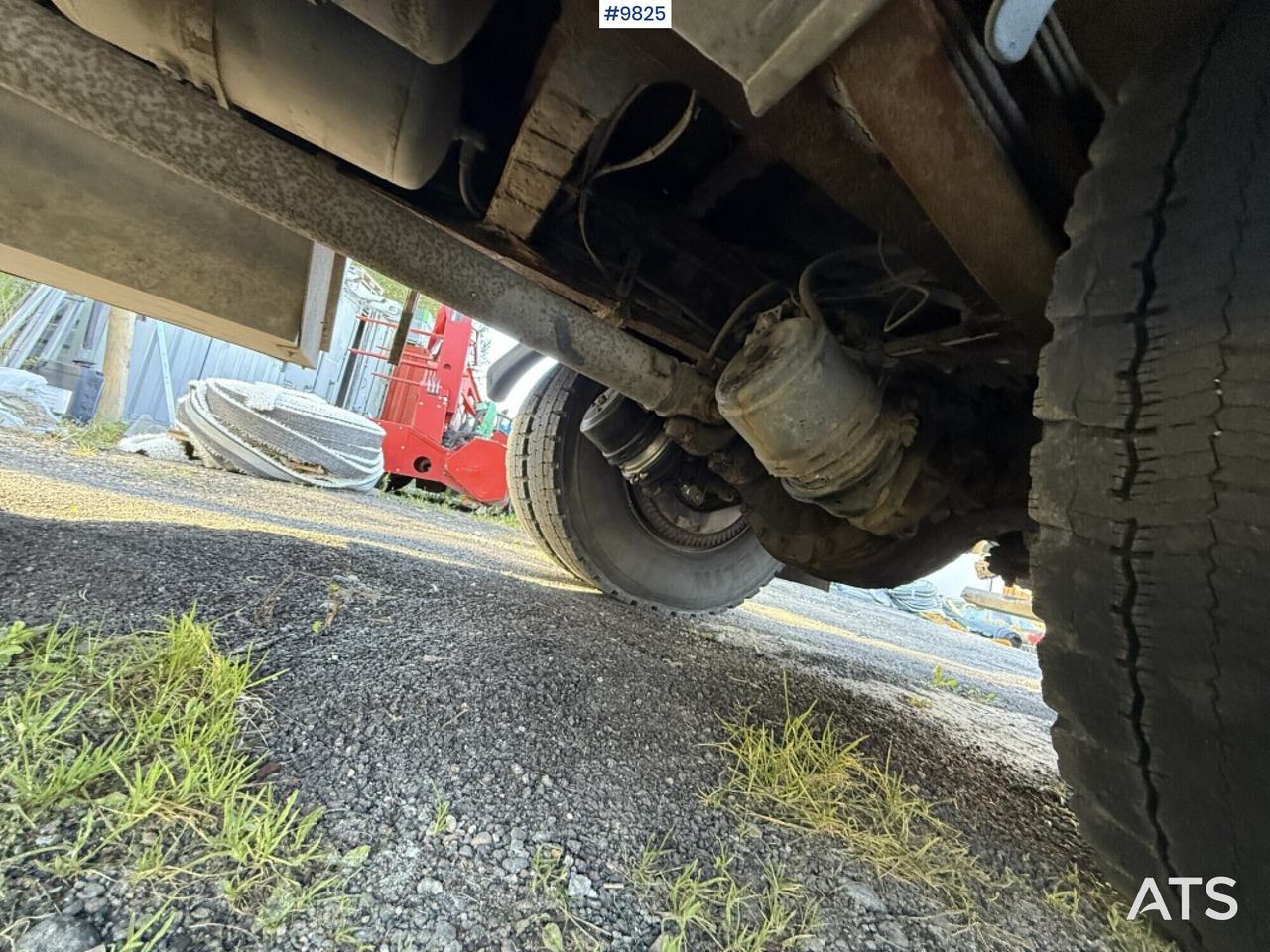 Locação financeira de  Crane truck Scania P94 230 with tail lift Crane truck Scania P94 230 with tail lift: foto 18