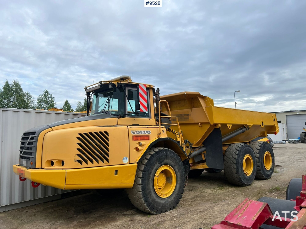 Dumper Volvo A25D 6X6 (SEE VIDEO) - Caminhão articulado: foto 2 Dumper Volvo A25D 6X6 (SEE VIDEO) - Caminhão articulado: foto 2