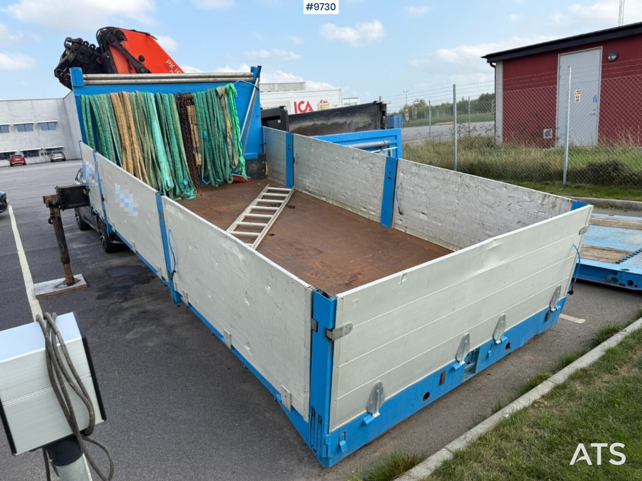 Camião polibenne Hook lift MAN TGS 26.510 with crane flatbed and gravel flatbed: foto 20 Camião polibenne Hook lift MAN TGS 26.510 with crane flatbed and gravel flatbed: foto 20