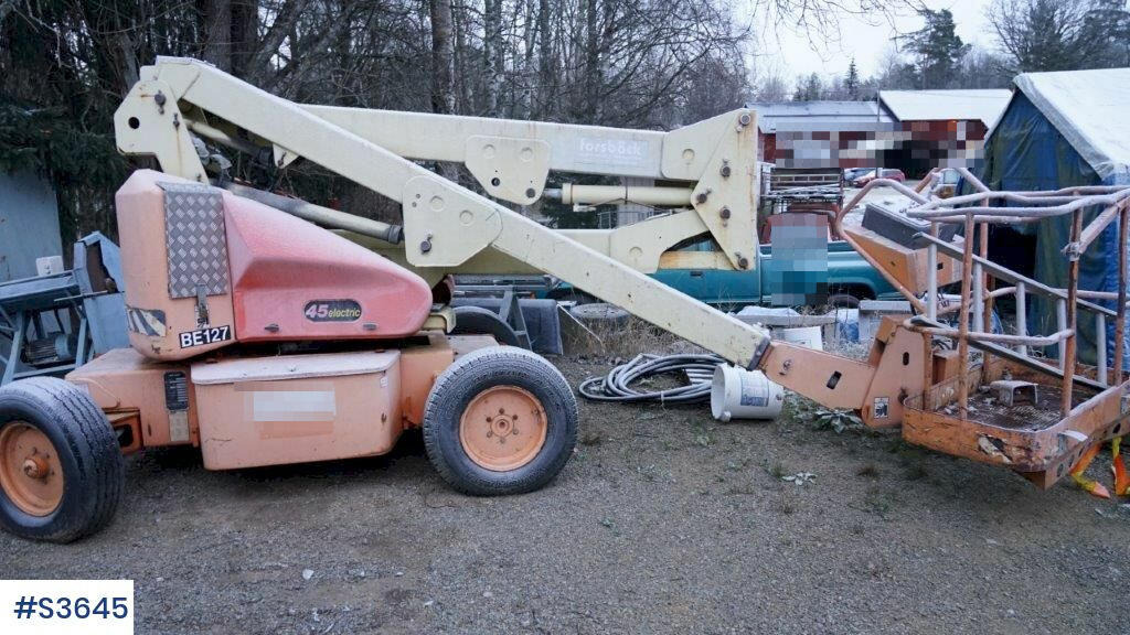 JLG 45ELECTRIC Boom lift Repair Object - Plataforma aérea: foto 1 JLG 45ELECTRIC Boom lift Repair Object - Plataforma aérea: foto 1