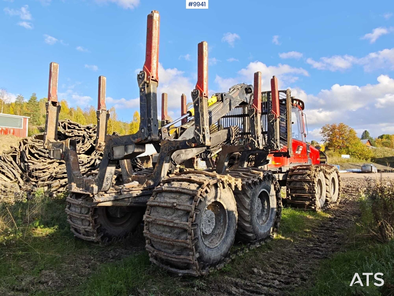 Komatsu 895 Forwarder (VIDEO) - Forwarder: foto 3 Komatsu 895 Forwarder (VIDEO) - Forwarder: foto 3